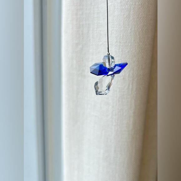 Swarovski Crystal Guardian Angel – Majestic Blue - Picture 3 of 4